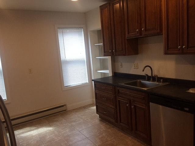 2nd image of 25 Greenwood St #3