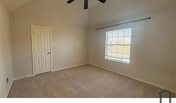 15174 Brooks Ln — Photo 16