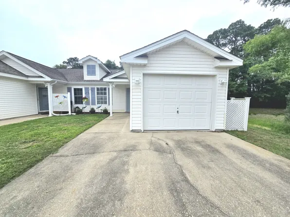 9692 Cobblebrook Dr, Pensacola, FL 32506