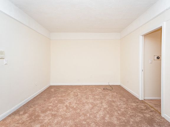 4th image of 30-22 33rd St #2F