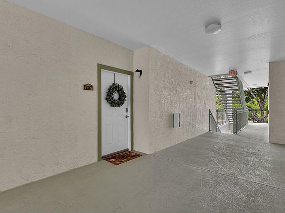 5th image of 23580 Walden Center Dr APT 207
