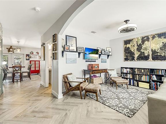3rd image of 26701 Lincoln AVE