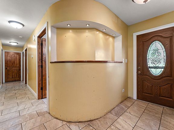 2nd image of 10340 W Springhill Dr