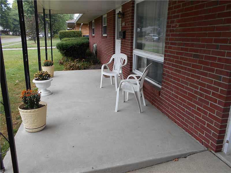 1st image of 3113 Ellen Dr