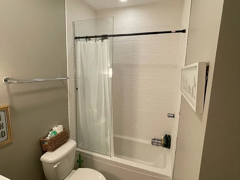 3514 N Sacramento Ave #1S — Photo 8