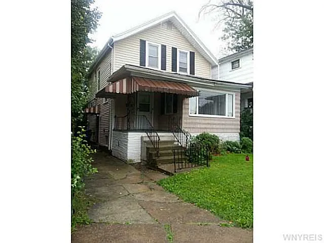 37 Midway Ave photo 1
