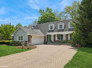 1402 N Salem Blvd, Arlington Heights, IL 60004