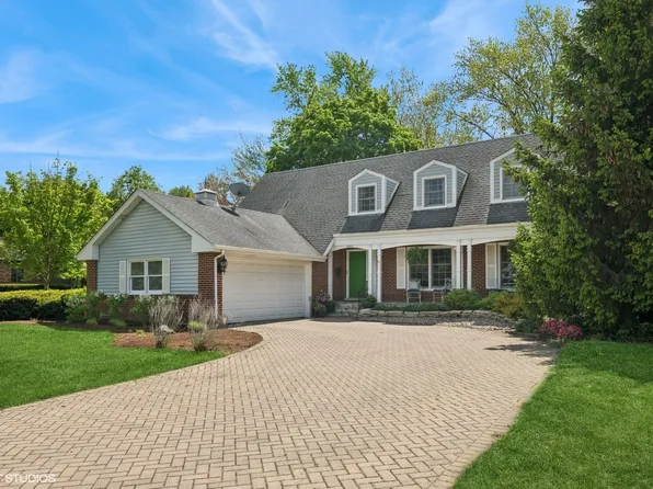 1402 N Salem Blvd, Arlington Heights, IL 60004