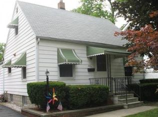 275 Boston Ave, Elyria, OH 44035