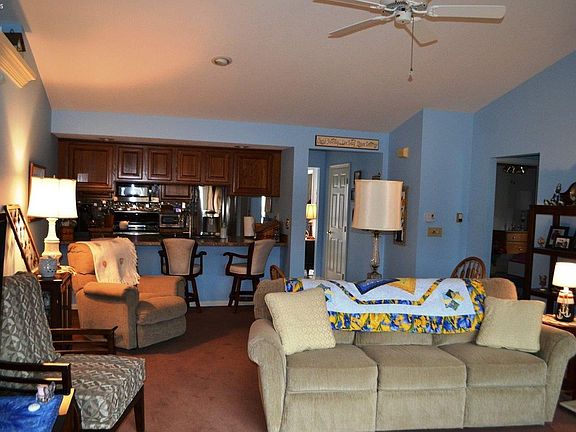3rd image of 4312 Woodridge Dr