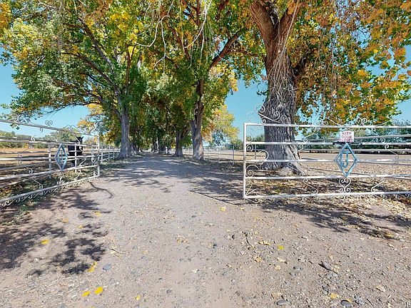 Entrance to the property