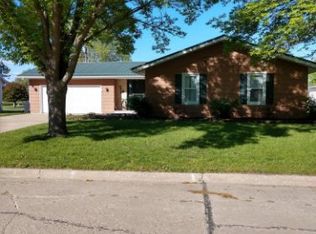 119 S 10th St, Montrose, IA 52639