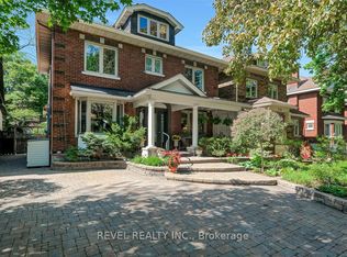 381 3rd Ave, Ottawa, ON K1S 2K4