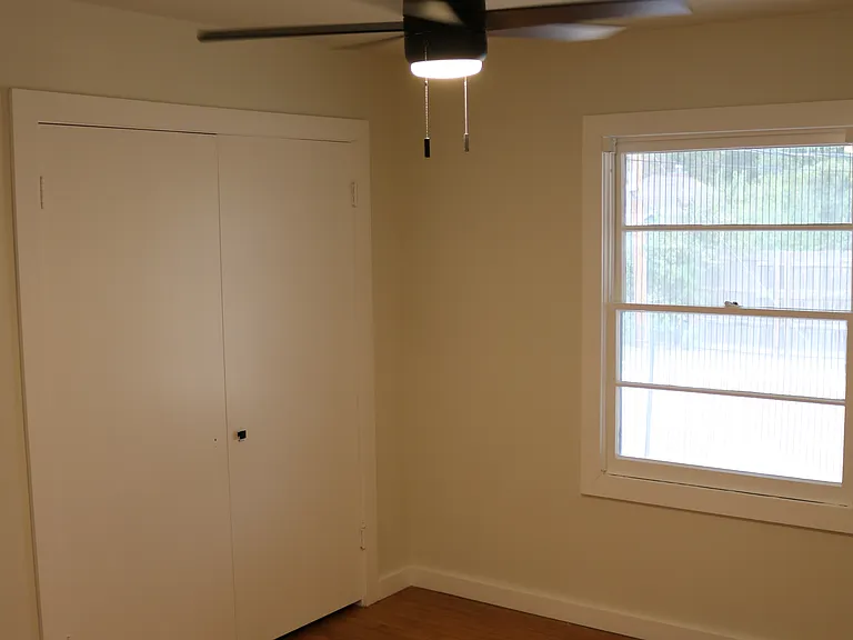2833 E 1st Pl — Photo 10