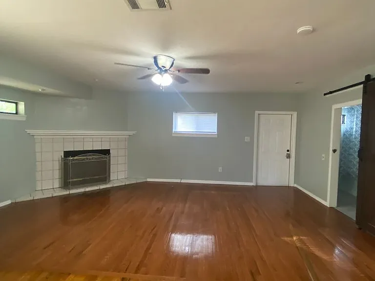2516 McArthur St — Photo 25