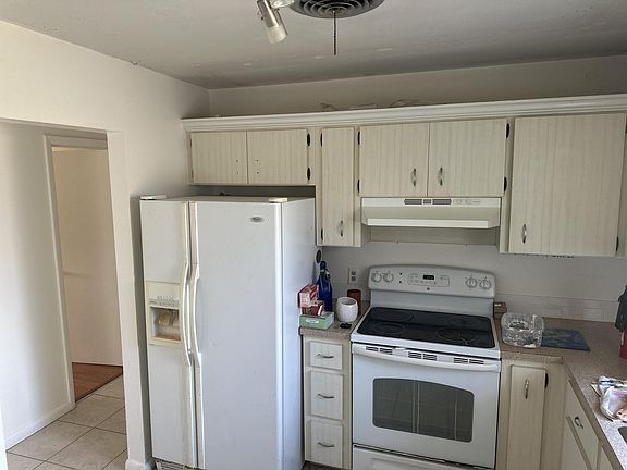 4th image of 1701 NE 16th Drive