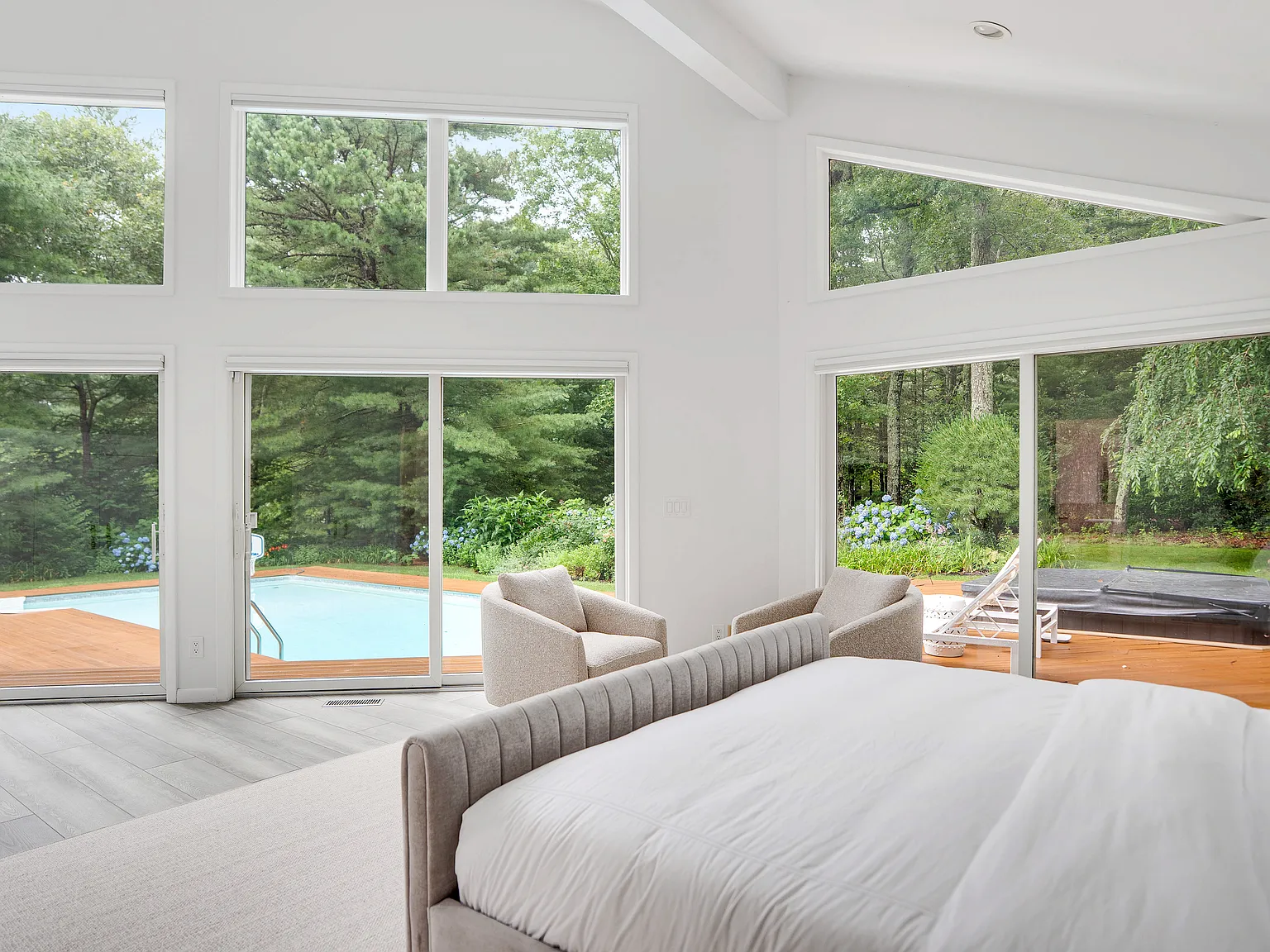 Private East Hampton Four Bedroom — Photo 3