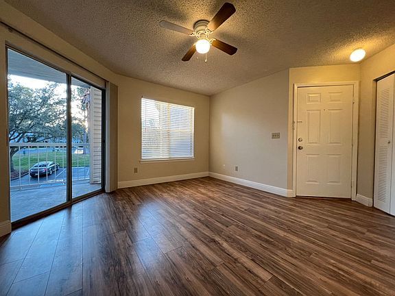 5th image of 2569 Grassy Point Dr Unit 209
