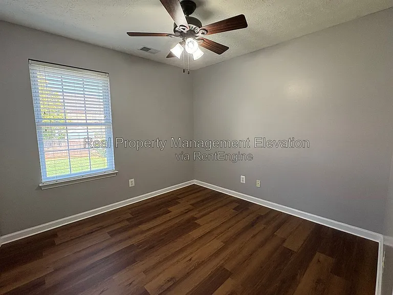 2027 Harvest Dr — Photo 14