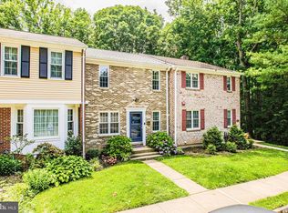 9059 Giltinan Ct, Springfield, VA 22153