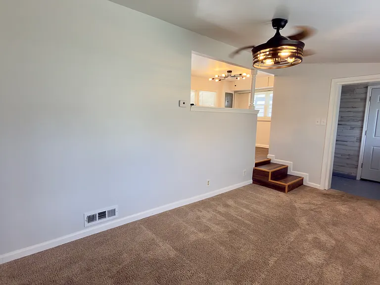 246 Poplar St — Photo 7