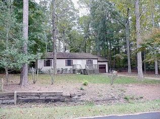 13477 Melissa Dr, Smithfield, VA 23430
