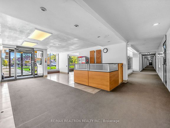 2nd image of 180 Markham Rd #501