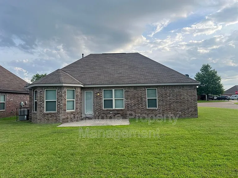 3965 Shae Pierce Dr — Photo 14