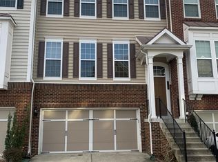 43557 White Cap Ter, Chantilly, VA 20152