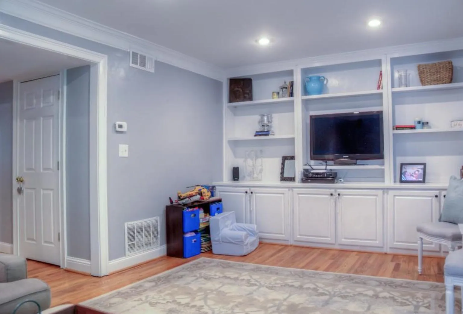 3 bed, 2.5 bath, 1800 sqft, $3,450 — Photo 3