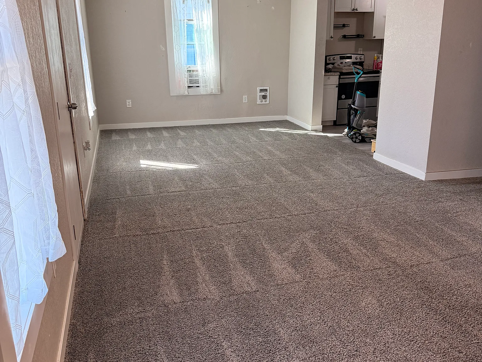 2 bed, 1.5 bath, 950 sqft, $2,180 — Photo 3