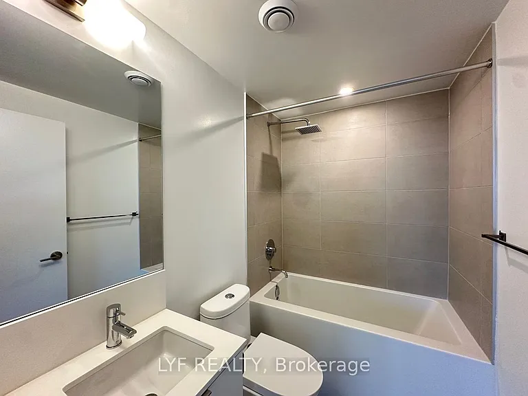8 Wellesley St W #4810 — Photo 8