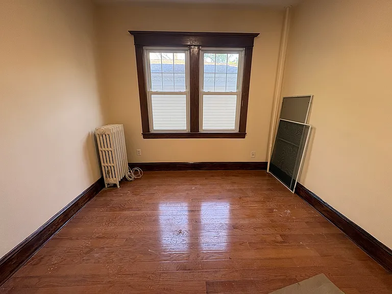 217 Bancroft Ave #1 — Photo 10