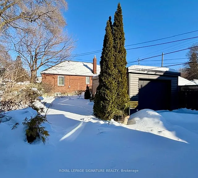 293 Glebemount Ave #LOWER — Photo 15