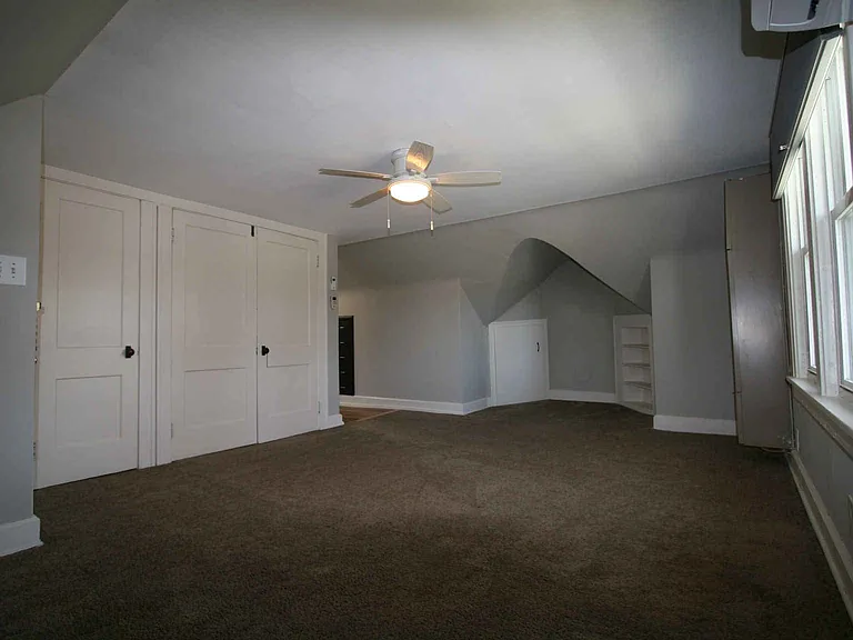 13823 Clifton Blvd #3 — Photo 10