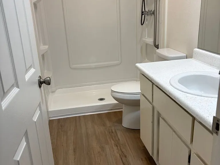 880 Conrad Ct — Photo 8