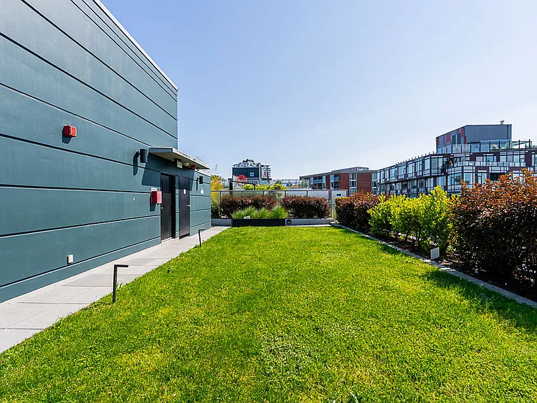 250 E 6th Ave #706 — Photo 24