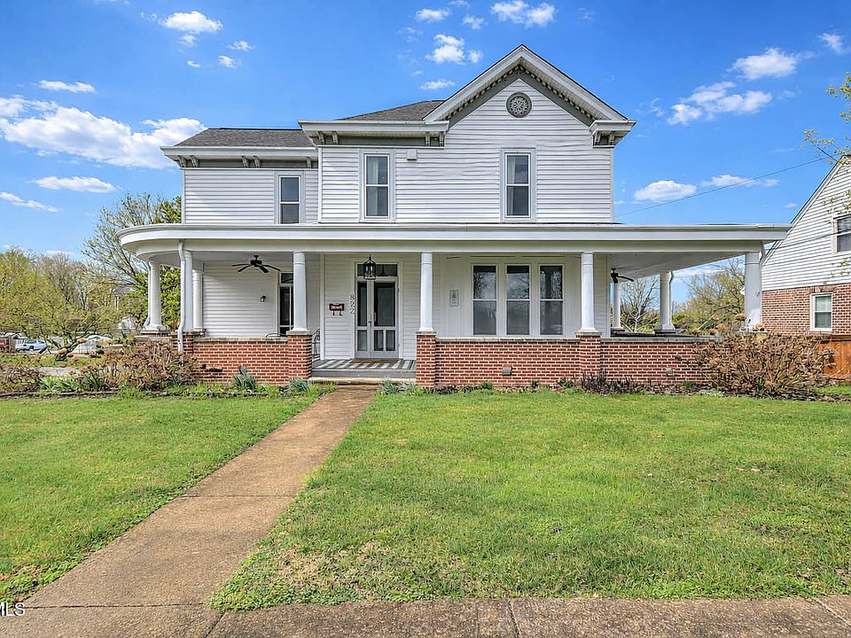 1st image of 822 Georgia Ave