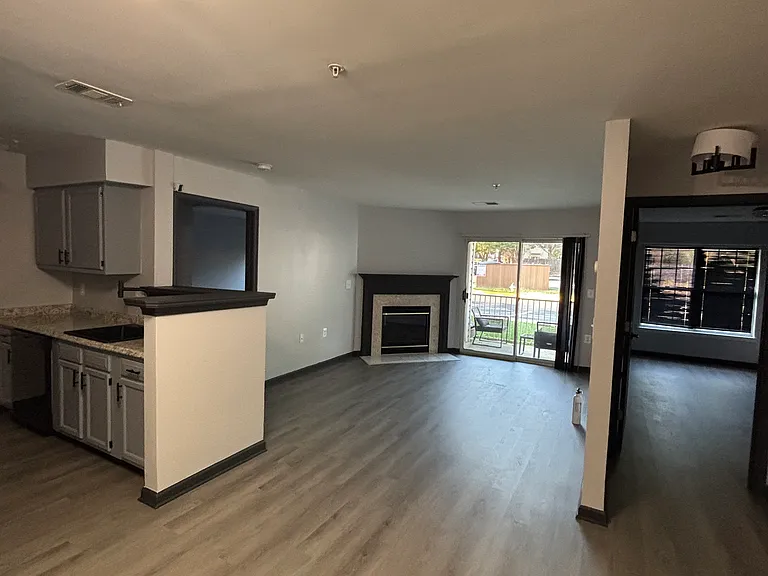 8961 Town Center Cir #103 — Photo 9
