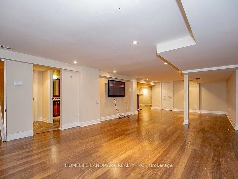 2301 Bennington Gate — Photo 33