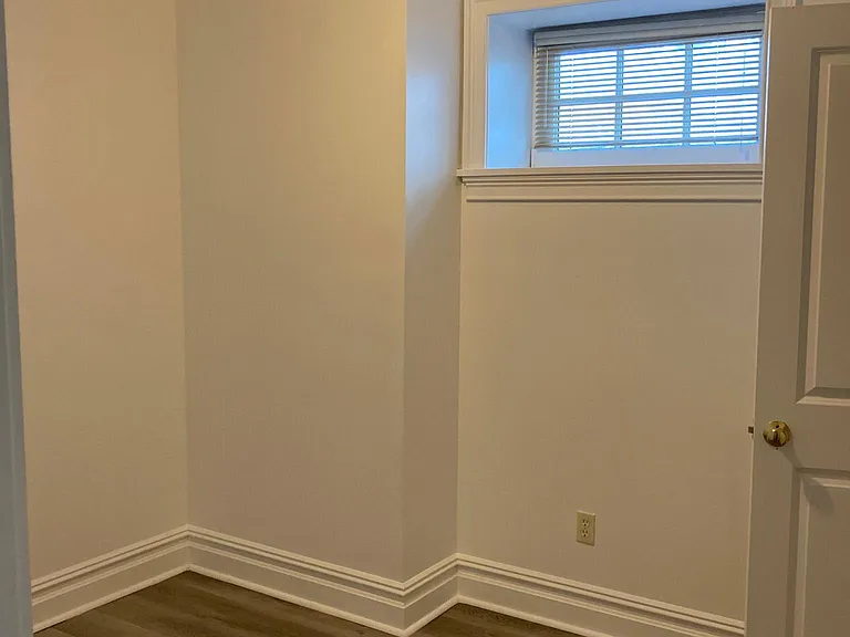 320-322 Mill St #1 — Photo 7