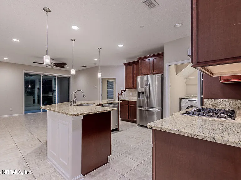 102 Magnolia Creek Walk — Photo 9