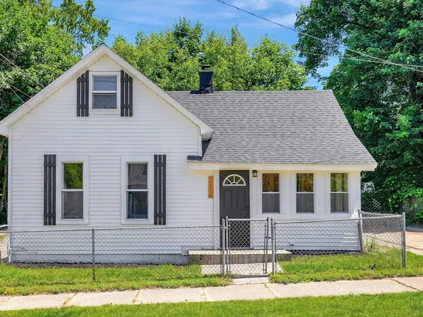 712 N Simon St, Cadillac, MI 49601