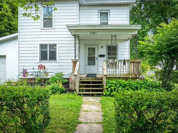 302 Gansvoort St, Fulton, NY 13069