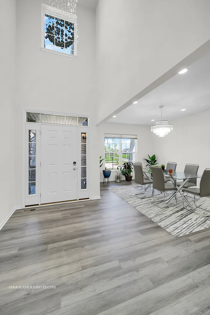 4 bed, 2.5 bath, 3097 sqft, $4,295 — Photo 4