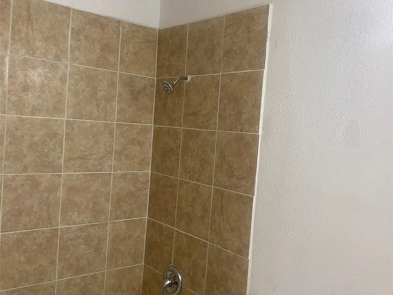 9797 Leawood Blvd #1414 — Photo 7