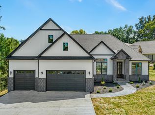 196 Noya Way, Loudon, TN 37774