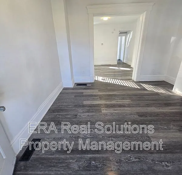 85 N Yale Ave — Photo 4