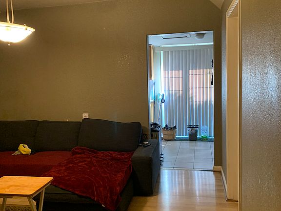 2nd image of 1513 18th St #1