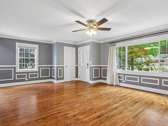 5th image of 409 Hubbard Ave